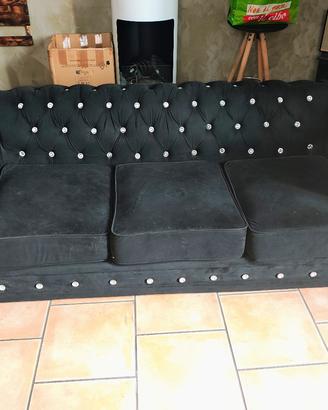 divano Chesterfield 