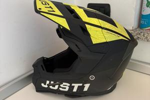 just1 J22 guallo e carbonio
