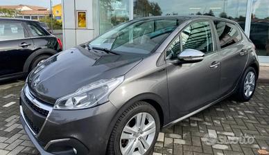 Peugeot 208 PureTech 82CV 5 porte Allure
