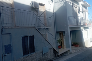 Casa indipendente a Crispiano via Firenze 10