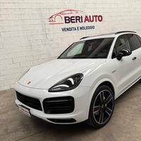 Porsche Cayenne 3.0 V6 E-Hybrid Platinum Edition