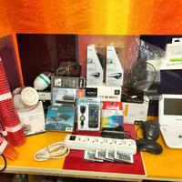 Lotto Materiale audio video e altro. 