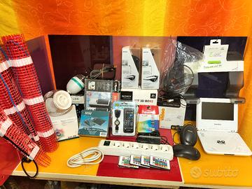 Lotto Materiale audio video e altro. 