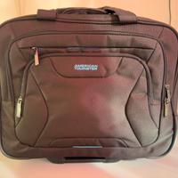 Trolley cabina American Tourister