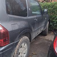 Mitsubishi Pajero 3.2 di 2006 con 299.000 km