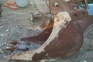 Benna per roccia per escavatore grande