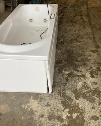 Vasca idromassaggio Jacuzzi