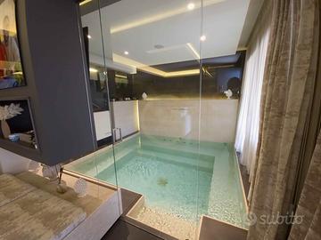 Villa singola con piscina + hotel con spa