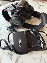 Canon EOS 450D con caricabatterie, come nuova