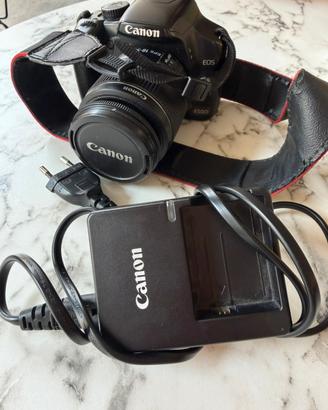Canon EOS 450D con caricabatterie, come nuova