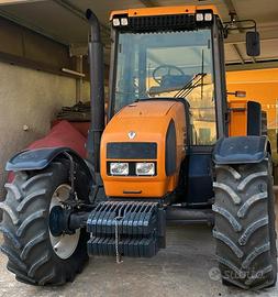 Trattore agricolo Claas/Renault 550x
