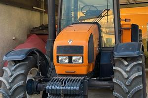 Trattore agricolo Claas/Renault 550x