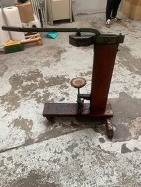 Attrezzo per imbottigliamento