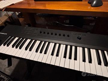 Native instruments komplete kontrol A49 mkII
