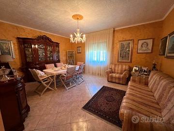 Rif.RI263| bifamiliare settingiano