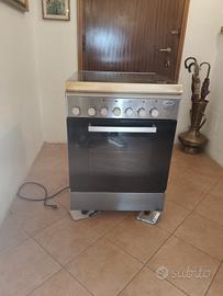 cucina con forno