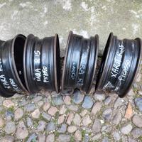 Cerchi in ferro R15 quattro fori