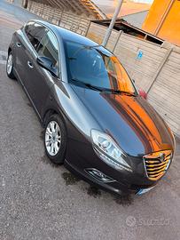 Lancia Delta 2013 GPL