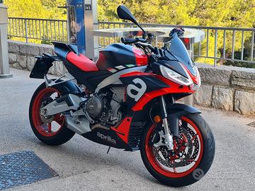 Aprilia Tuono 660