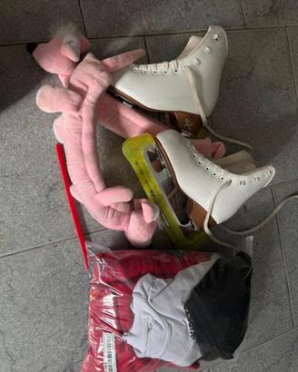 PATTINI DA GHIACCIO + LOTTO VESTITI