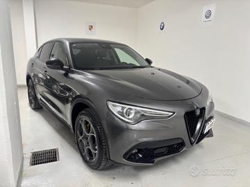 Alfa Romeo Stelvio 2.2 Turbodiesel 210 CV AT8 Q4 V