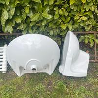 Wc e lavandino in ceramica