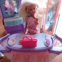 Barbie +camera da letto + toilette 
