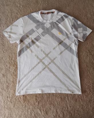 maglietta Burberry  taglia L ma veste M 
