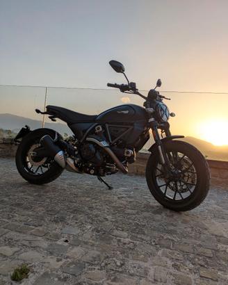 Ducati Scrambler Icon Dark 2026
