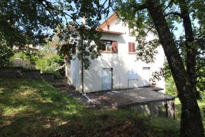 CASA SEMINDIPENDENTE A ROCCA SINIBALDA