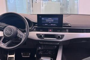 AUDI A4 5ª serie - 2022
