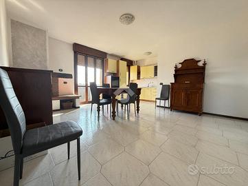 3 LOCALI A DESENZANO DEL GARDA