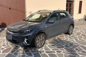 KIA STONIC ANNO 2023 GPL