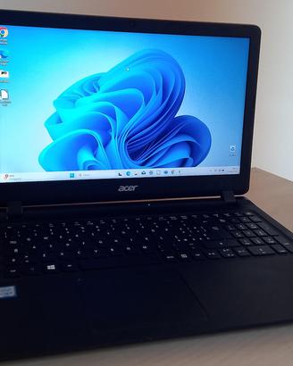 Acer Extensa 2540 15.6" Intel 6 gen./8gb/500gb/w11