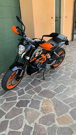 KTM Duke 390 ABS