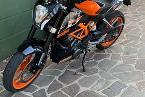 KTM Duke 390 ABS