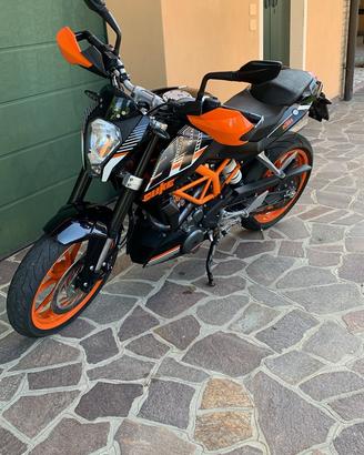 KTM Duke 390 ABS