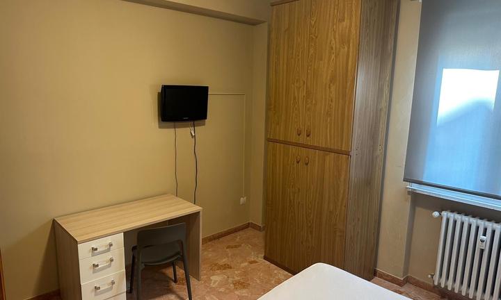 Stanza studenti matrimoniale uso singola