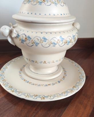 Zuppiera e piatto da portata ceramiche Grottaglie 