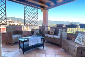 Attico panoramico con garage privato