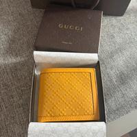 Portafoglio gucci guardami