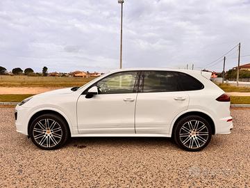 Porsche Cayenne 3.0 Diesel Platinum Edition