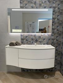 Mobile bagno sospeso laccato bianco opaco
