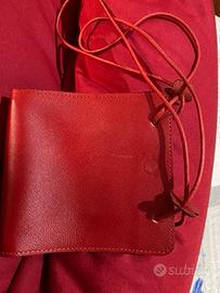 Piccola borsetta rossa in vera pelle