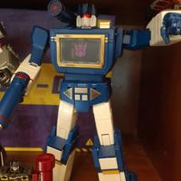 Transformers soundwafes ( Memor) fanstoys ko 