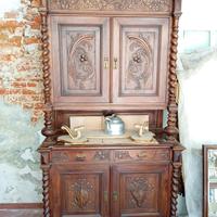 Mobile in legno antico