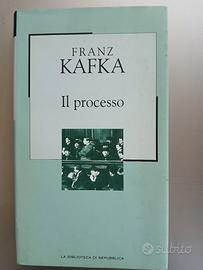 libro " IL PROCESSO" di Kafka