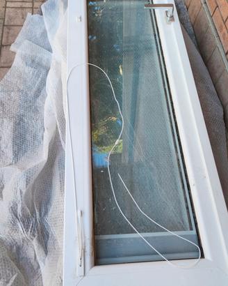 Finestra kv440 in pvc-alluminio