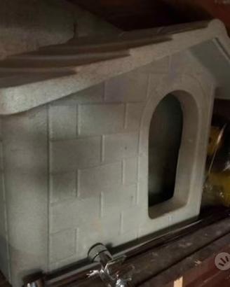 Casetta cuccia per cane o gatto in resina