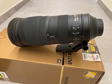 Teleobbiettivo Nikon 200-500 F56 quasi nuovo
